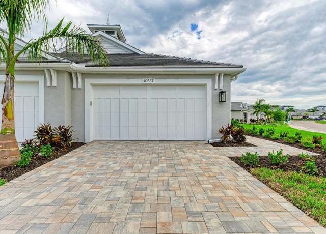 Property at 10537 Klee Ave, Bradenton, FL 34210, 2 beds, 2 baths