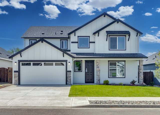 Property at 755 NW 29th St, Battle Ground, WA 98604, 5 beds, 3 baths