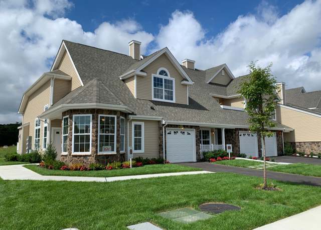 Property at The Essex Plan, Huntington Station, NY 11746, 2 beds, 2.5 baths