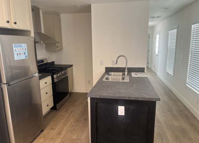 Property at 701 S Dobson Rd #51, Mesa, AZ 85202, 2 beds, 1 bath