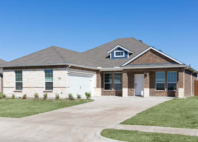 Property at 1459 Waterview Dr, Waxahachie, TX 75165, 4 beds, 2 baths