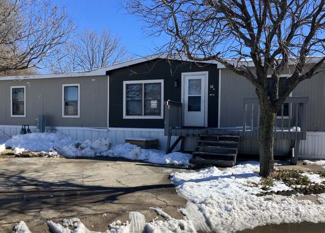 Property at 32 Shawnee Dr Unit J032, Park City, KS 67219, 3 beds, 2 baths