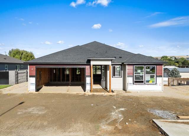 Property at 538 Tatoosh Ave, West Richland, WA 99353, 3 beds, 2 baths