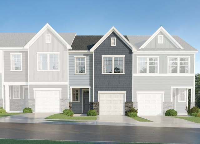 Property at 220 Paramount Dr, Smithfield, NC 27577, 3 beds, 2.5 baths