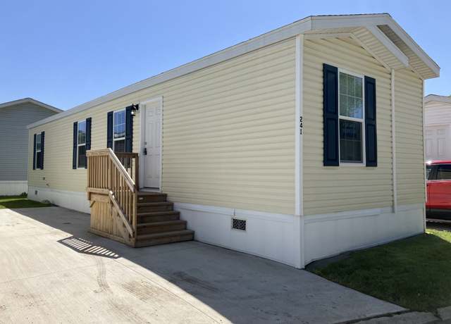 Property at 241 Pine Ln Unit 241PI, Justice, IL 60458, 2 beds, 1 bath