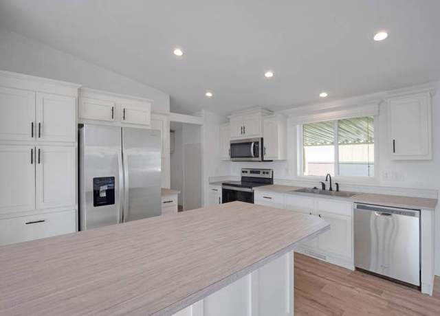 Property at 2200 Lancaster Dr SE Unit 1-F, Salem, OR 97317, 2 beds, 2 baths