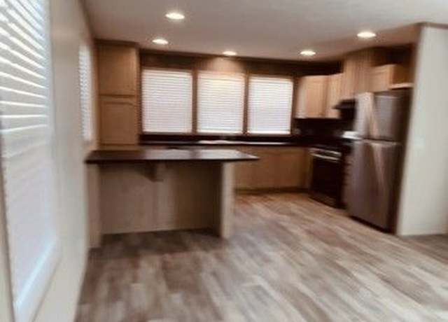 Property at 4683 White Pne, Kalamazoo, MI 49009, 3 beds, 2 baths