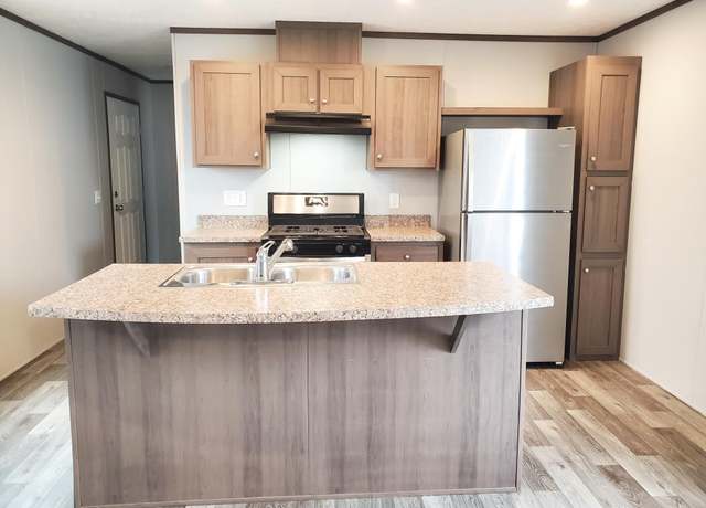 Property at 9887 Northwind Dr #990, Fair Haven, MI 48023, 3 beds, 2 baths