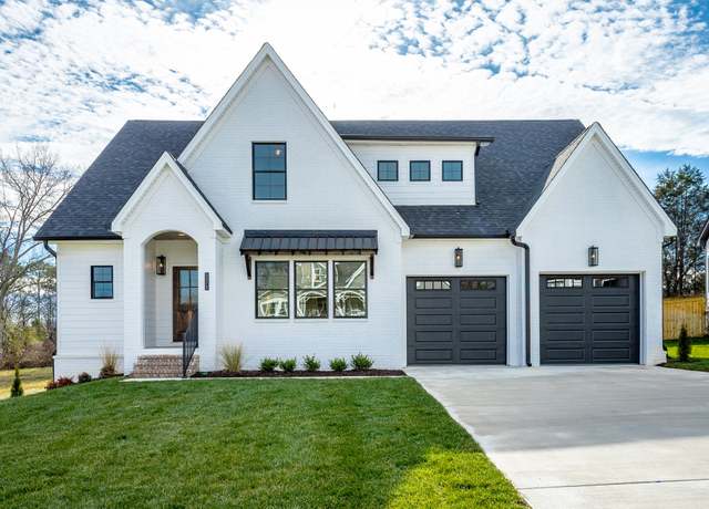 Property at Carolina Plan, Hixson, TN 37343, 3 beds, 3.5 baths