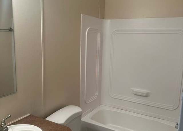 Property at 12400 Rojas Dr #33, El Paso, TX 79928, 3 beds, 2 baths