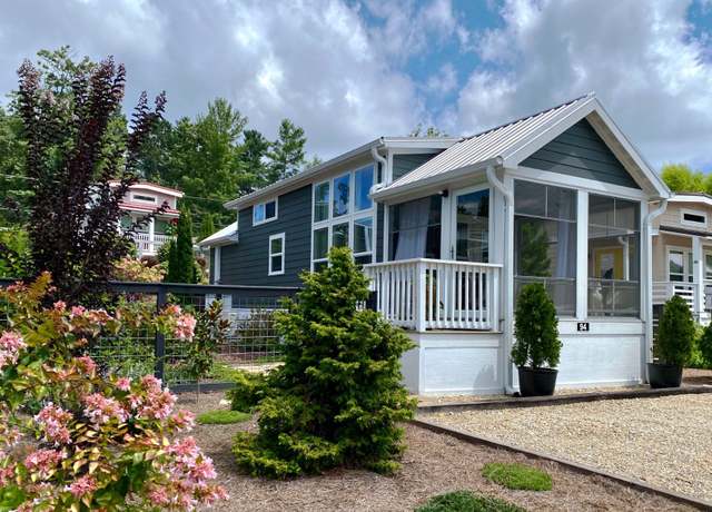 Property at 94 Just Wandering Ln, Flat Rock, NC 28731, 1 bed, 1 bath