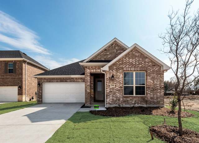 Property at 2910 Hanscom St, Forney, TX 75126, 3 beds, 2.5 baths