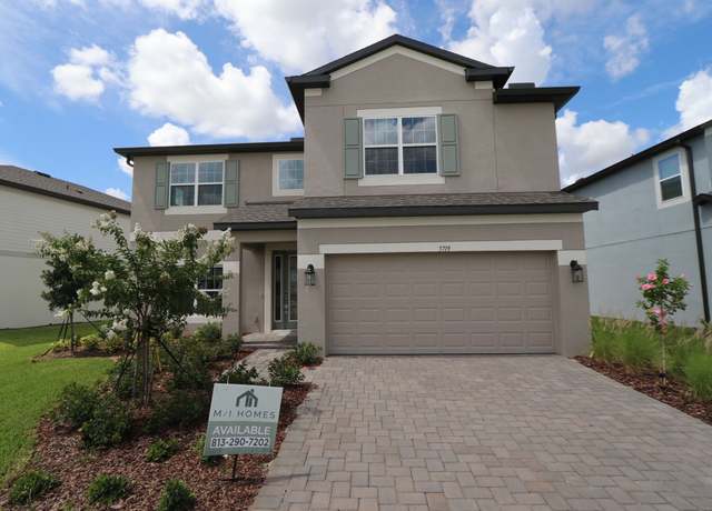 Property at 5719 Maydale Ave, Wesley Chapel, FL 33545, 5 beds, 4 baths