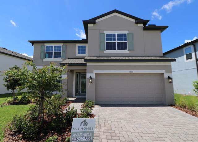 Property at 5719 Maydale Ave, Wesley Chapel, FL 33545, 5 beds, 4 baths