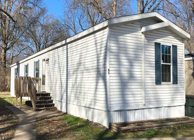 Property at 101 N Michigan St #91, Lawrence, KS 66044, 3 beds, 2 baths