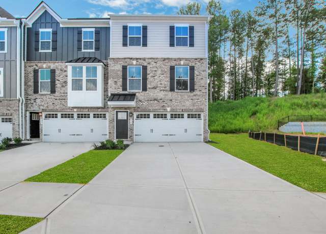 Property at 815 Woods Chapel Rd, Sugar Hill, GA 30518, 3 beds, 2.5 baths