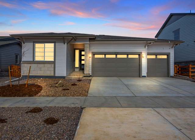 Property at 24721 E 33rd Dr, Aurora, CO 80019, 4 beds, 4.5 baths