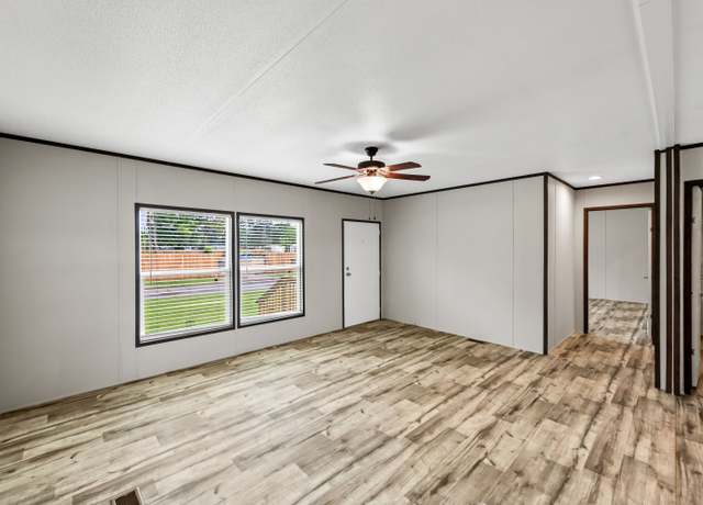 Property at 6201 W Bert Kouns Industrial Loop #269, Shreveport, LA 71129, 4 beds, 2.5 baths