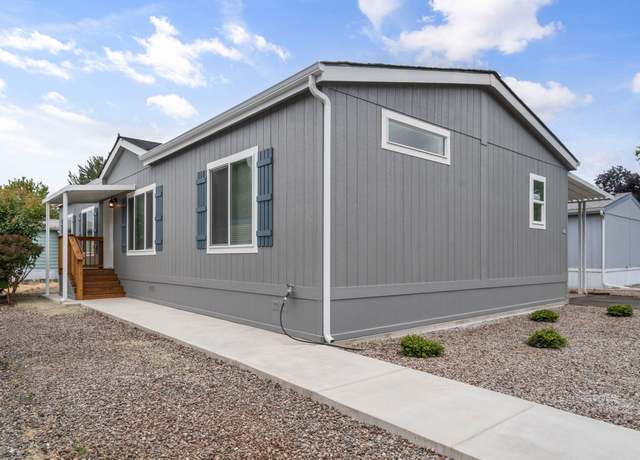 Property at Rogue Lea #61 Plan, Grants Pass, OR 97526, 3 beds, 2 baths