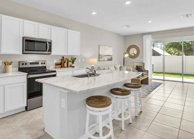 Property at Glen Plan, Largo, FL 33774, 3 beds, 2.5 baths