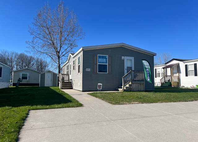 Property at 32972 Heatherwood, New Haven, MI 48048, 3 beds, 2 baths