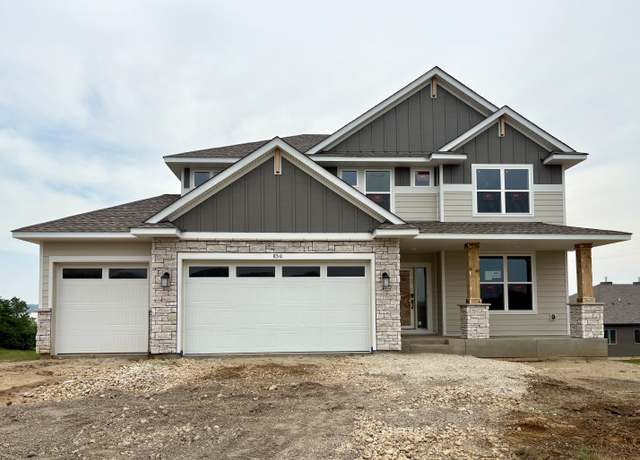 Property at 850 Londonderry Ln NW, Rochester, MN 55901, 4 beds, 2.5 baths