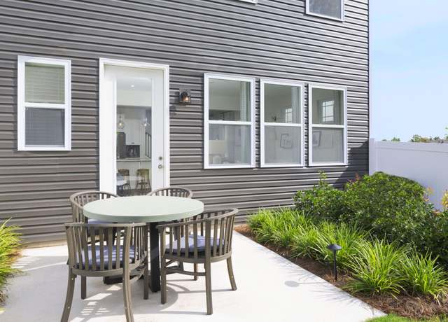 Property at Blayre Plan, Charlotte, NC 28278, 3 beds, 2.5 baths