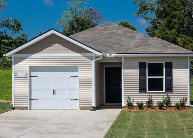 Property at 512 Cloudland Dr, Portland, TN 37148, 3 beds, 2 baths