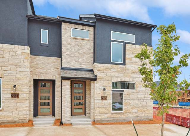 Property at 917 Meadowcrest Dr, Plano, TX 75075, 2 beds, 2.5 baths