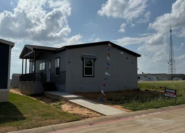 Property at 3101 Timberland Trl, Euless, TX 76040, 2 beds, 2 baths