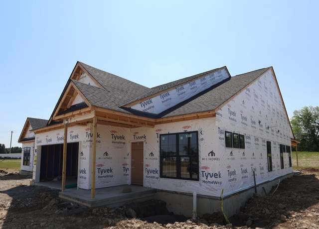 Property at 5608 Birch Ct, Fairfield Township, OH 45011, 2 beds, 2 baths