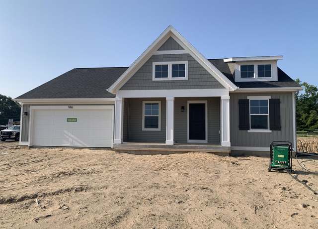 Property at 986 Ellerston St, Comstock Park, MI 49321, 3 beds, 2.5 baths