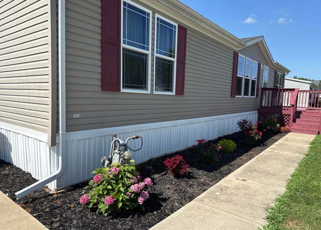 Property at CHAMPION 64 Countryside Estates IN Plan, Muncie, IN 47302, 3 beds, 2 baths