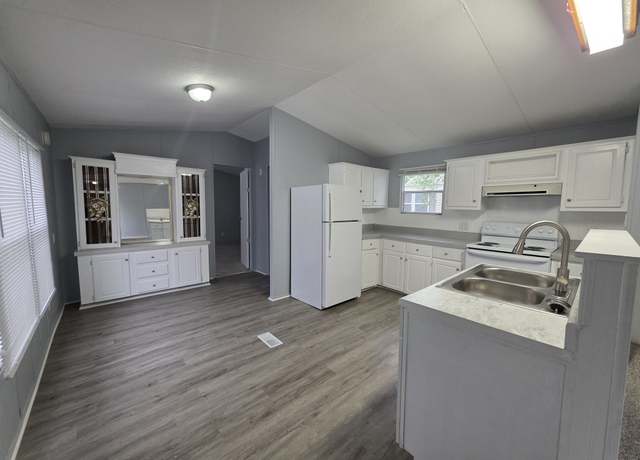 Property at 1900 NW Lyman Rd #256, Topeka, KS 66608, 3 beds, 2 baths