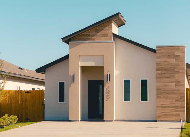Property at 1532 Consejero Ln, Laredo, TX 78046, 3 beds, 2 baths