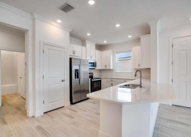 Property at 16054 Ivy Ridge Ct, Port Charlotte, FL 33953, 2 beds, 2 baths