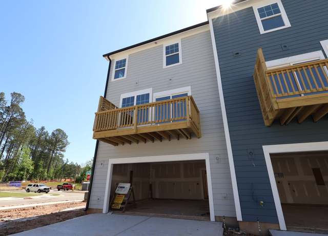 Property at 5031 Jowetts Walk Dr, Cary, NC 27519, 4 beds, 3.5 baths