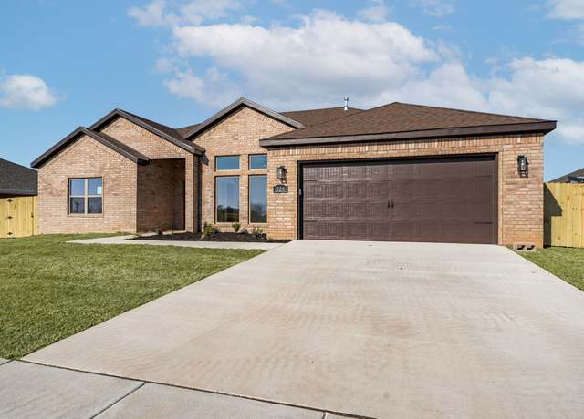 Property at 1049 Glenora Ave, Lowell, AR 72745, 3 beds, 2 baths