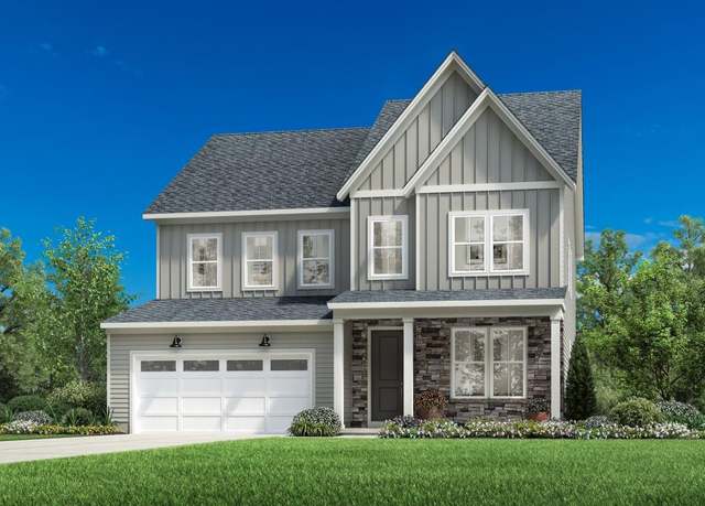 Property at 7120 Wayfarer Dr, Charlotte, NC 28269, 4 beds, 3.5 baths