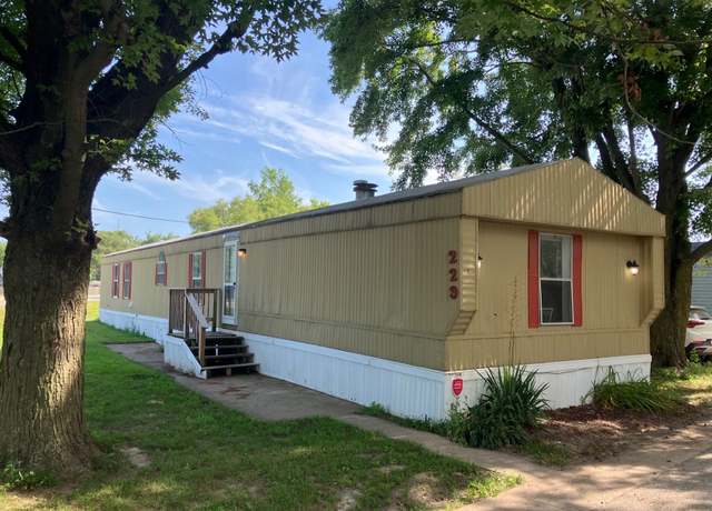Property at 2700 N Washington St Unit 229M, Kokomo, IN 46901, 3 beds, 2 baths