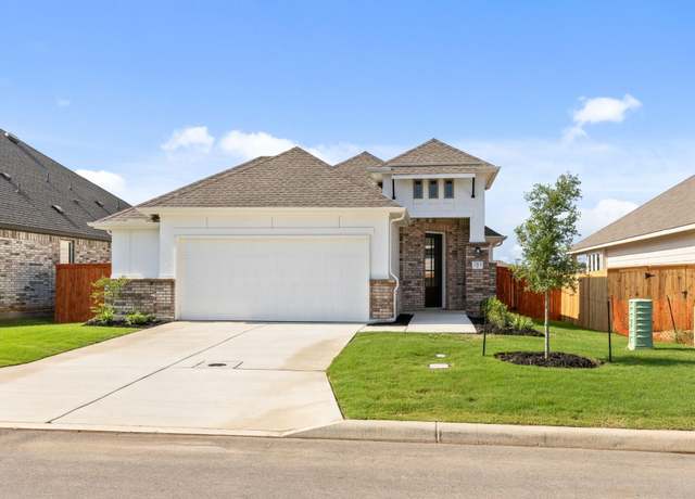 Property at 283 Ainslie St W, Castroville, TX 78009, 4 beds, 3 baths