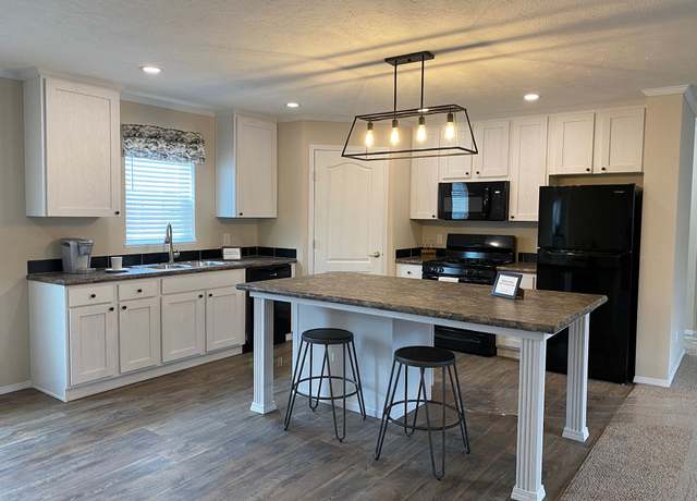 Property at 1256 Salvia Ct #82, Albion, MI 49224, 3 beds, 2 baths