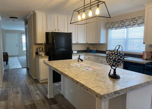 Property at MHE Sherwood Plan, Tecumseh, MI 49286, 3 beds, 2 baths