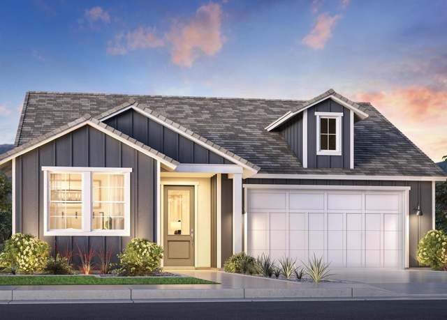 Property at 10853 N Blakely St, Surprise, AZ 85388, 4 beds, 3.5 baths