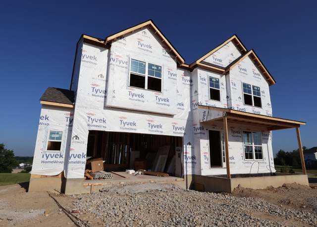 Property at 3044 Wellington Ln, Dayton, OH 45449, 4 beds, 3.5 baths
