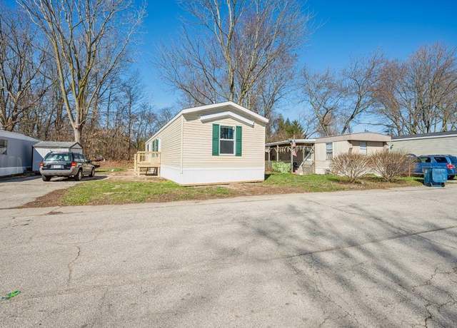Property at 7519 Dorr Street Toledo #48, Toledo, OH 43615, 3 beds, 2 baths