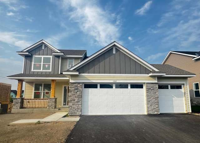 Property at 1527 England Way, Shakopee, MN 55379, 4 beds, 2.5 baths