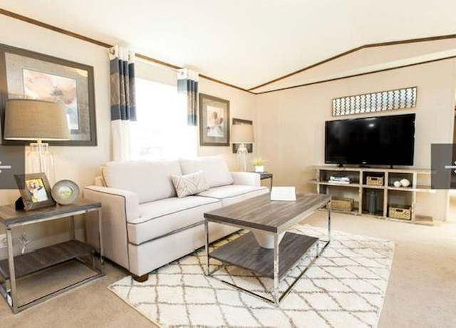 Property at 3115 SW Loop 410 #8, San Antonio, TX 78227, 3 beds, 2 baths