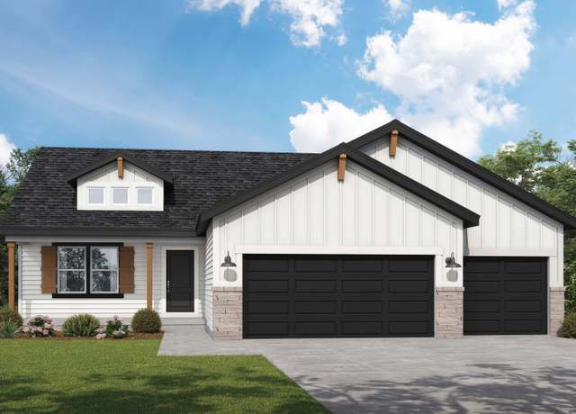 Property at 1014 Branchwood Ln, Raymore, MO 64083, 3 beds, 2 baths