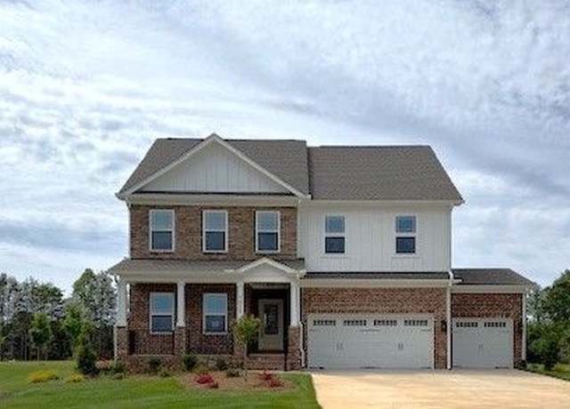 Property at 7613 Valhalla Way, Greensboro, NC 27409, 4 beds, 2 baths